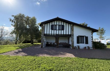 G&icirc;te n&deg;G152312 Saint-P&eacute;e-sur-Nivelle - Pyr&eacute;n&eacute;es-Atlantiques - photo