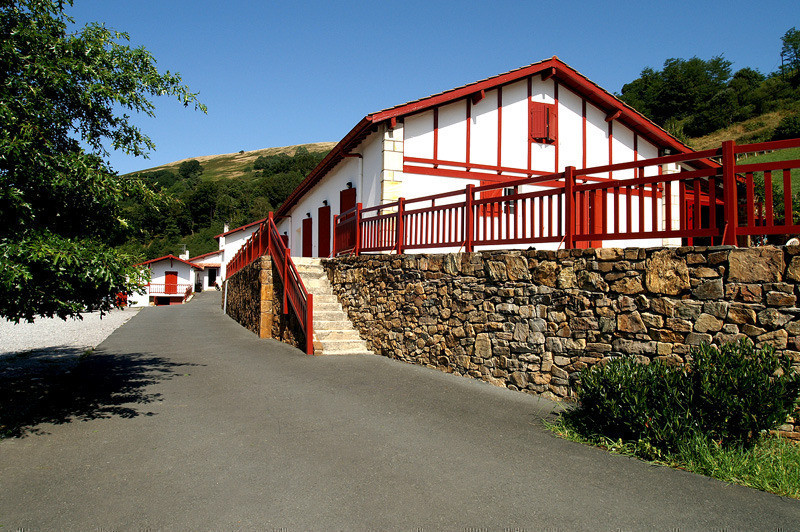 photo 0