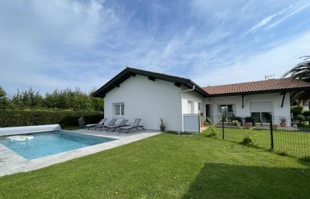 G&icirc;te n&deg;G151227 Saint-Jean-de-Luz - Pyr&eacute;n&eacute;es-Atlantiques - photo