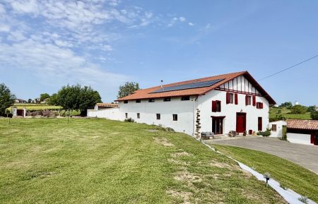 G&icirc;te n&deg;G143066 B&eacute;guios - Pyr&eacute;n&eacute;es-Atlantiques - Goitiaya