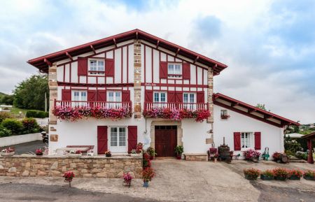 G&icirc;te n&deg;G151200 Urrugne - Pyr&eacute;n&eacute;es-Atlantiques - photo