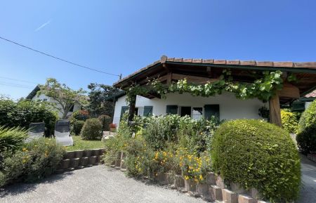 G&icirc;te n&deg;G152209 Saint-P&eacute;e-sur-Nivelle - Pyr&eacute;n&eacute;es-Atlantiques - photo