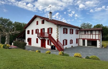 G&icirc;te n&deg;G151038 Ahetze - Pyr&eacute;n&eacute;es-Atlantiques - photo