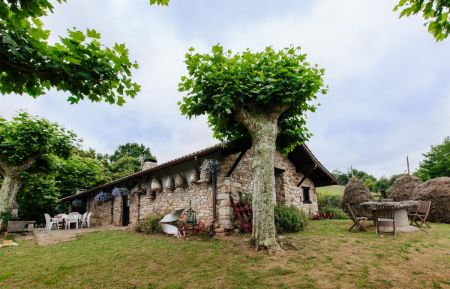G&icirc;te n&deg;G251068 Urrugne - Pyr&eacute;n&eacute;es-Atlantiques - photo