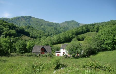 G&icirc;te n&deg;G132071 Lacarry-Arhan-Charritte-de-Haut - Pyr&eacute;n&eacute;es-Atlantiques - Vue depuis le g&icirc;te
