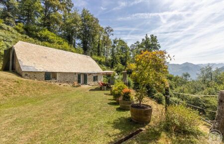 G&icirc;te n&deg;65G329711 Arras-en-Lavedan - Hautes-Pyr&eacute;n&eacute;es - photo